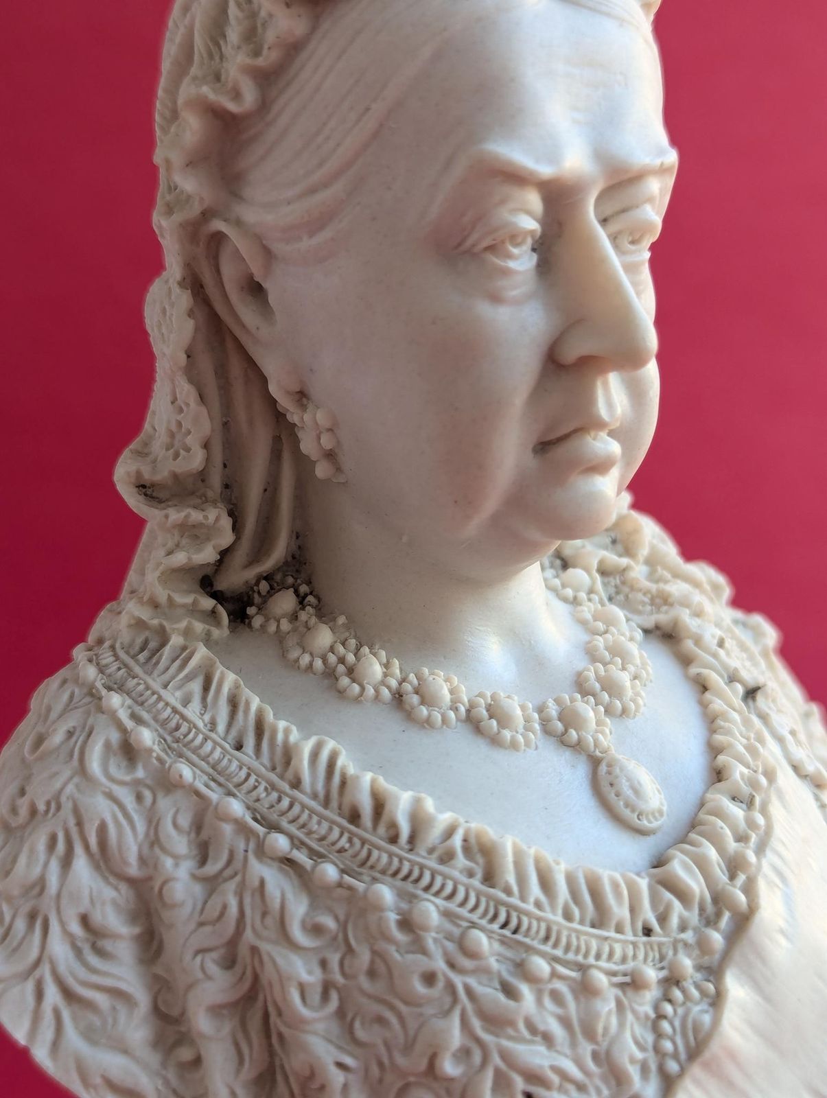 Commemorative Parian Bust Of Queen Victoria, Gorgeous Antique Sculpture photo Art