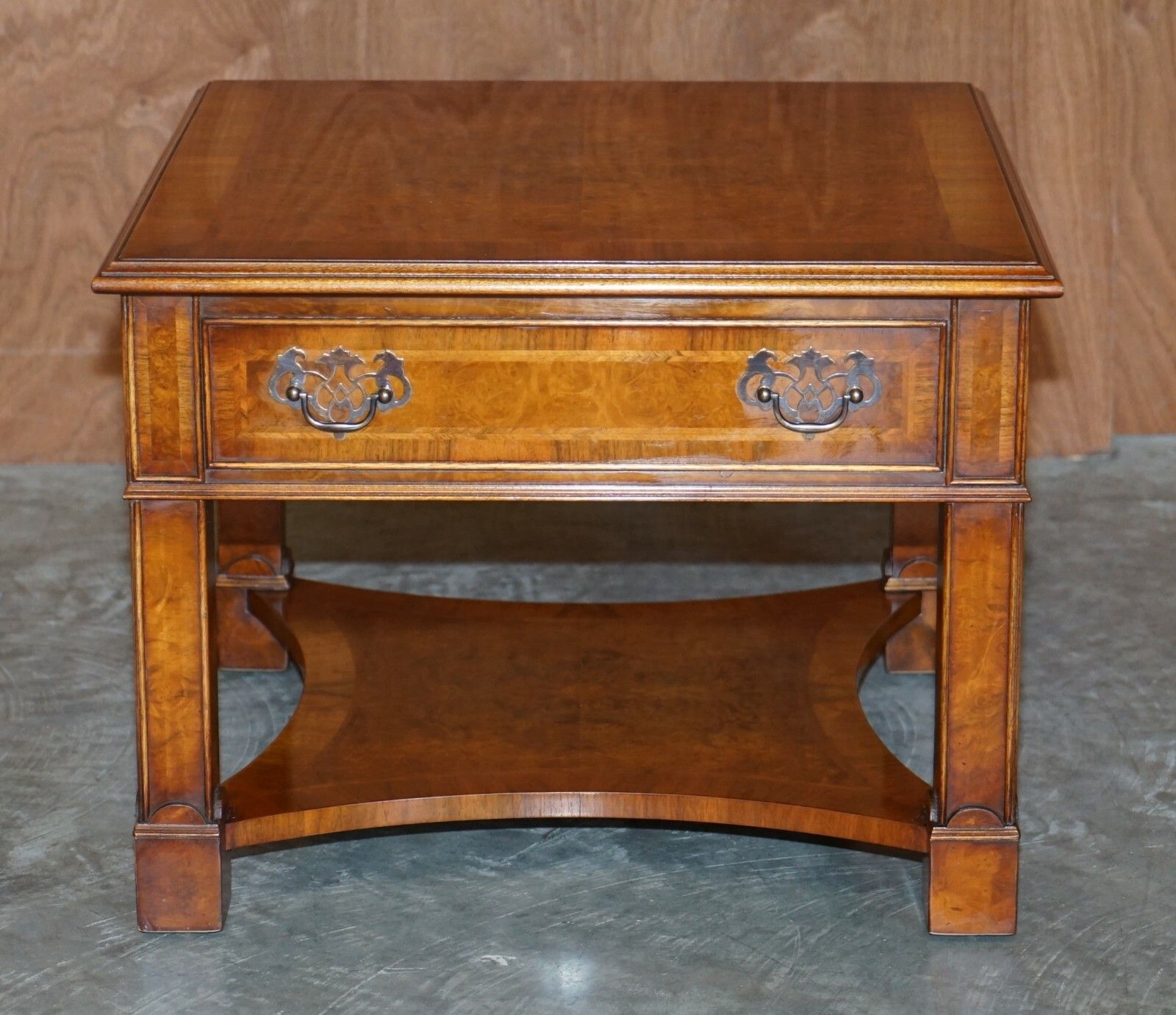 Lovely Pair Of Burr Walnut Brights Of Nettlebed Large Side End Lamp Wine Tables photo buy