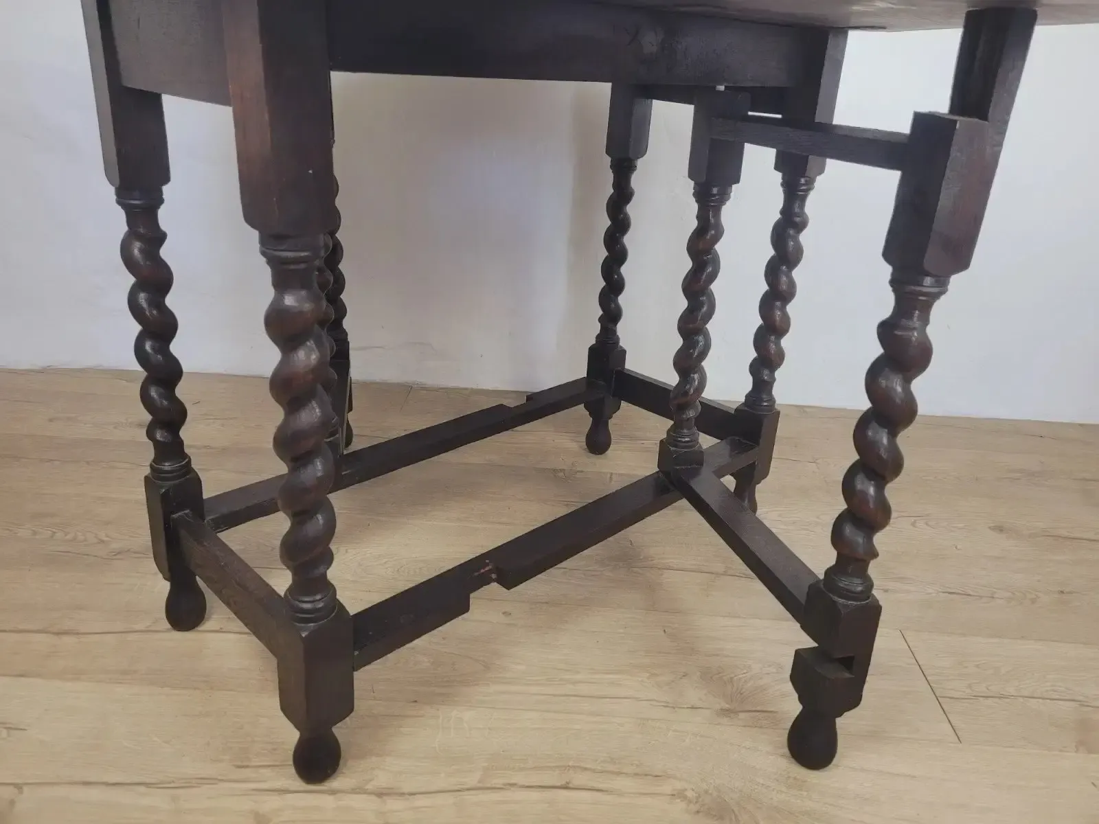 179.0 Vintage Drop Leaf Table Gateleg Barley Twist Oak 1930's photo