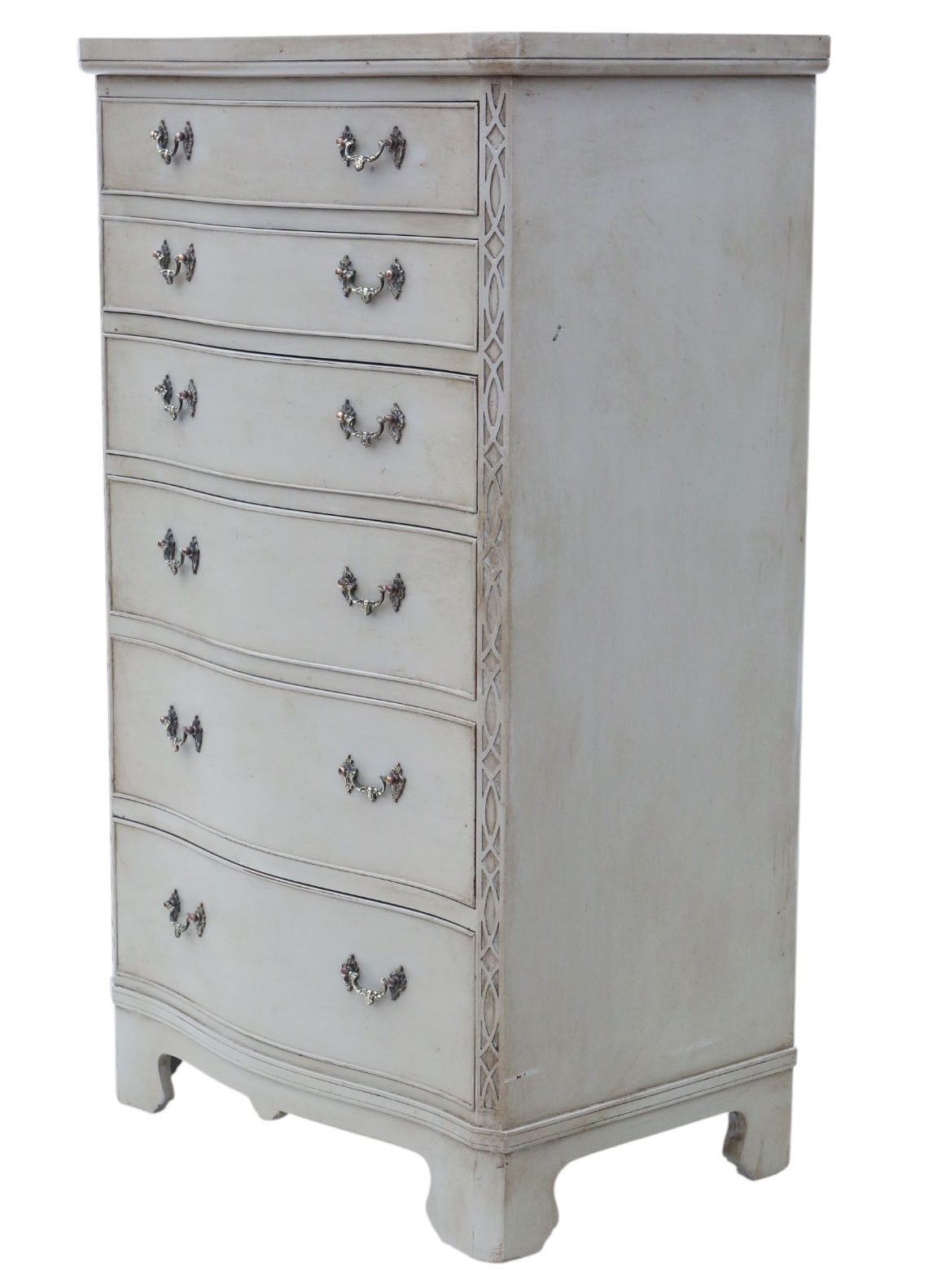 Vintage Georgian Revival Painted Serpentine Chest Of Drawers – Mid 20th Century Quality Furniture photo furniture