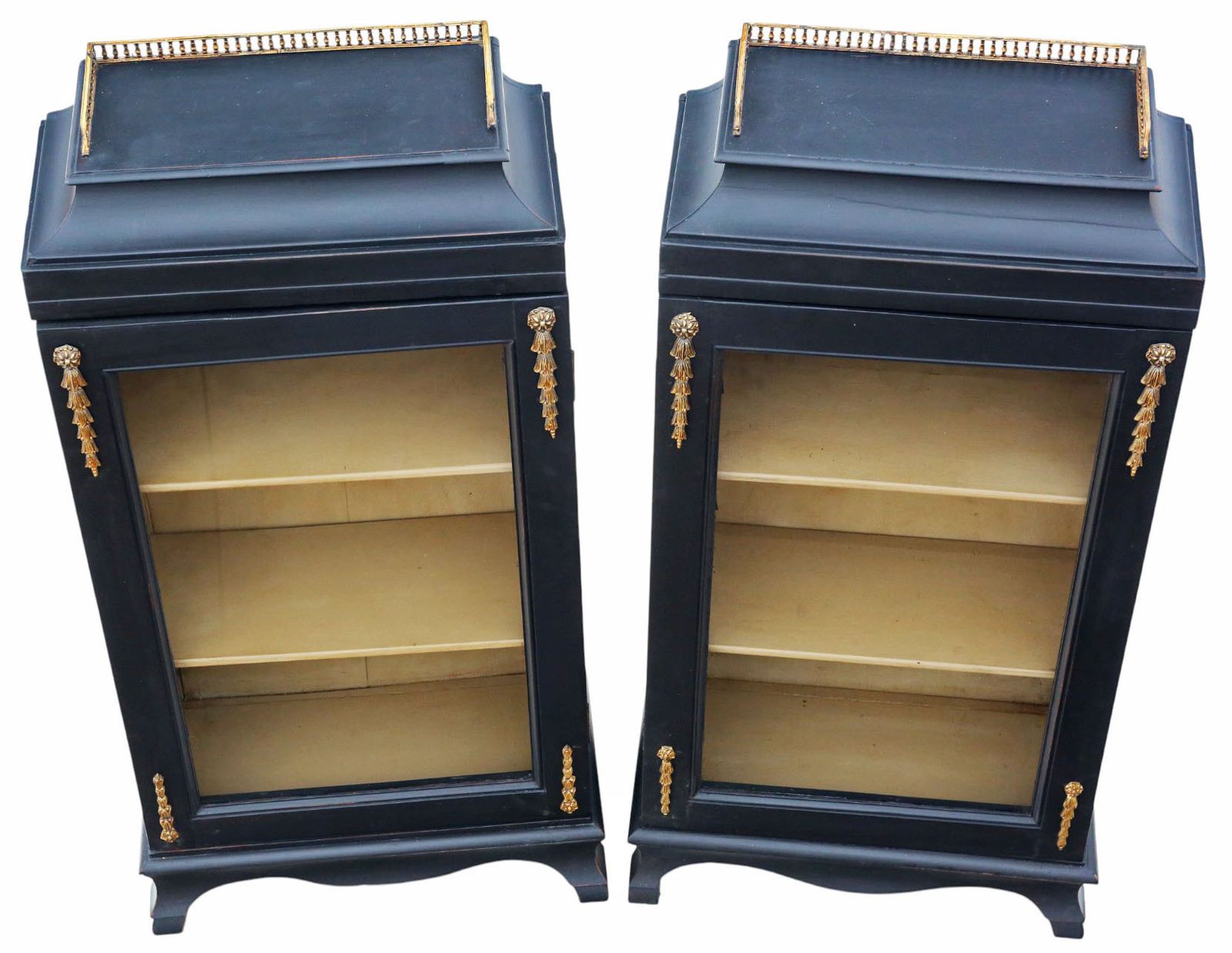 Antique Pair Of 19th Century Painted Pier Cabinets / Bookcases – Fine Quality Display Furniture photo 2495.0