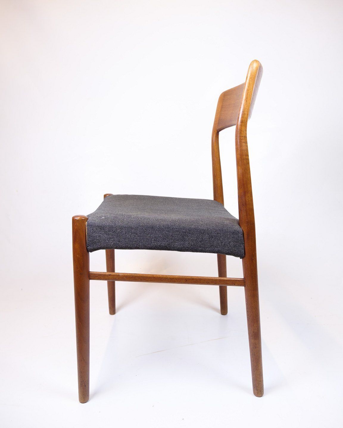 Set Of Eight Dining Chairs   Model 26   Teak   Henry Kjærnulf   K/S Korup Chair Factory   1960s photo buy