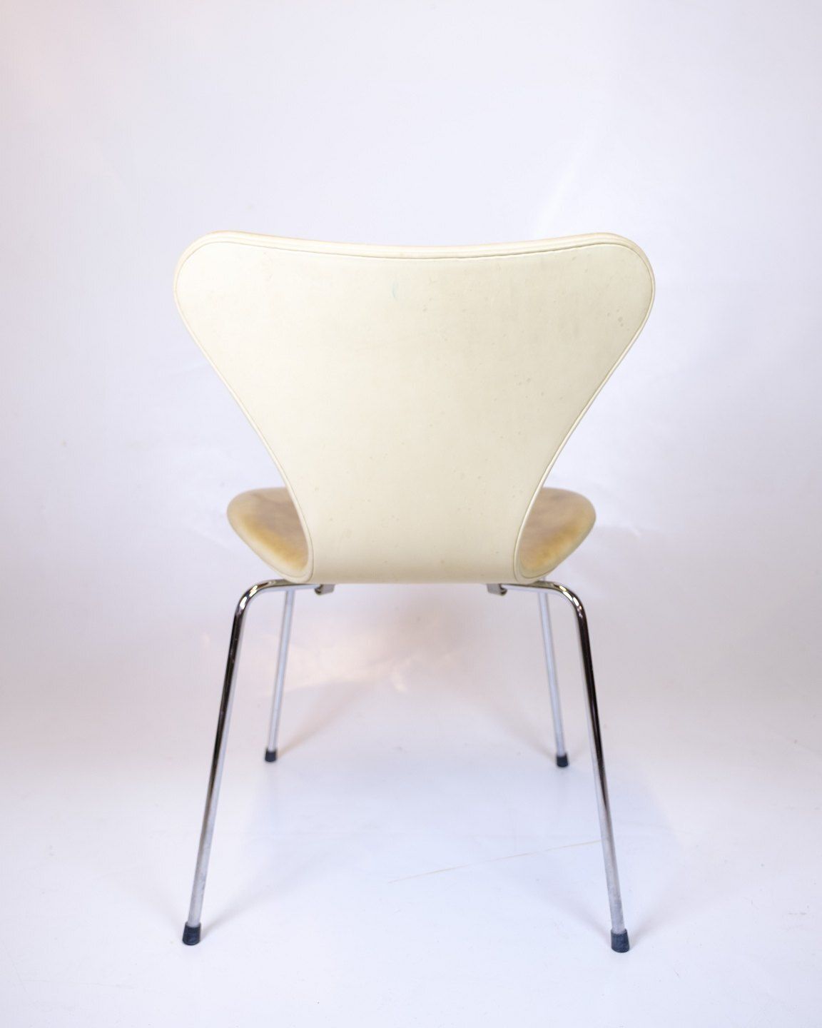 Set Of Eight Seven Chairs   Model 3107   Seven Chair   Natural Leather   Arne Jacobsen   Fritz Hansen photo buy