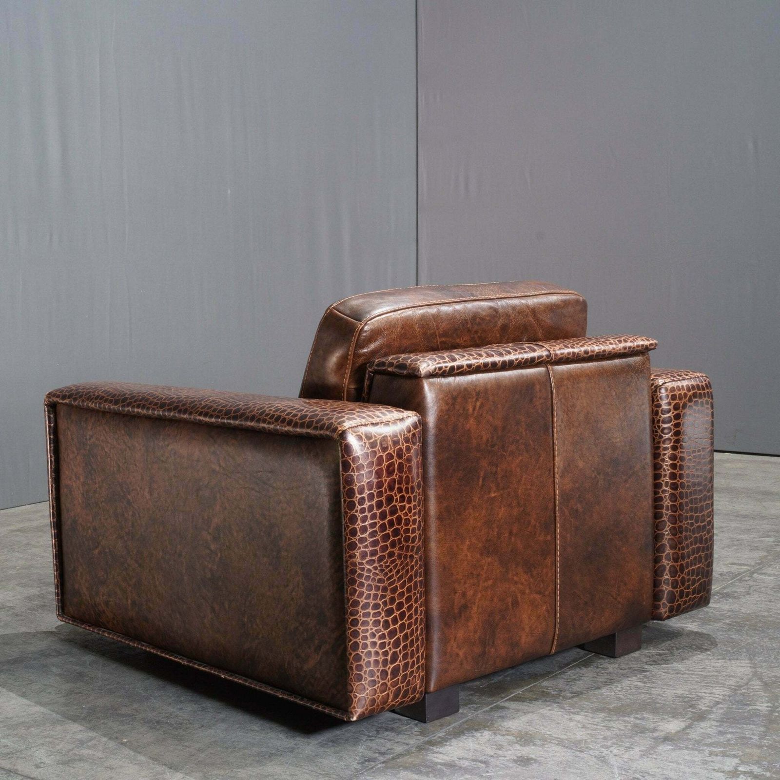 Gamma Arredamenti Brown Crocodile Leather Kelly Armchair photo 937.0