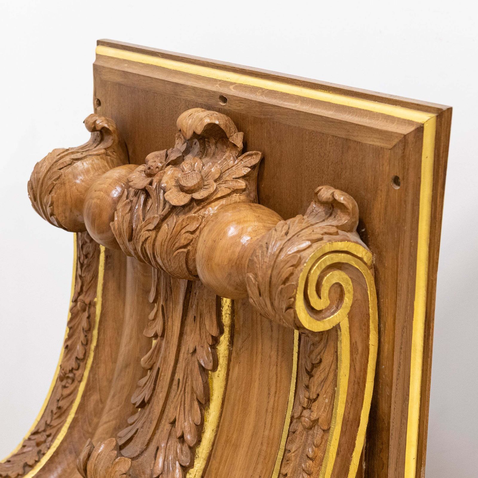 Pair Of Monumental Carved Oak Corbels From Clothworkers Hall, London photo vintage