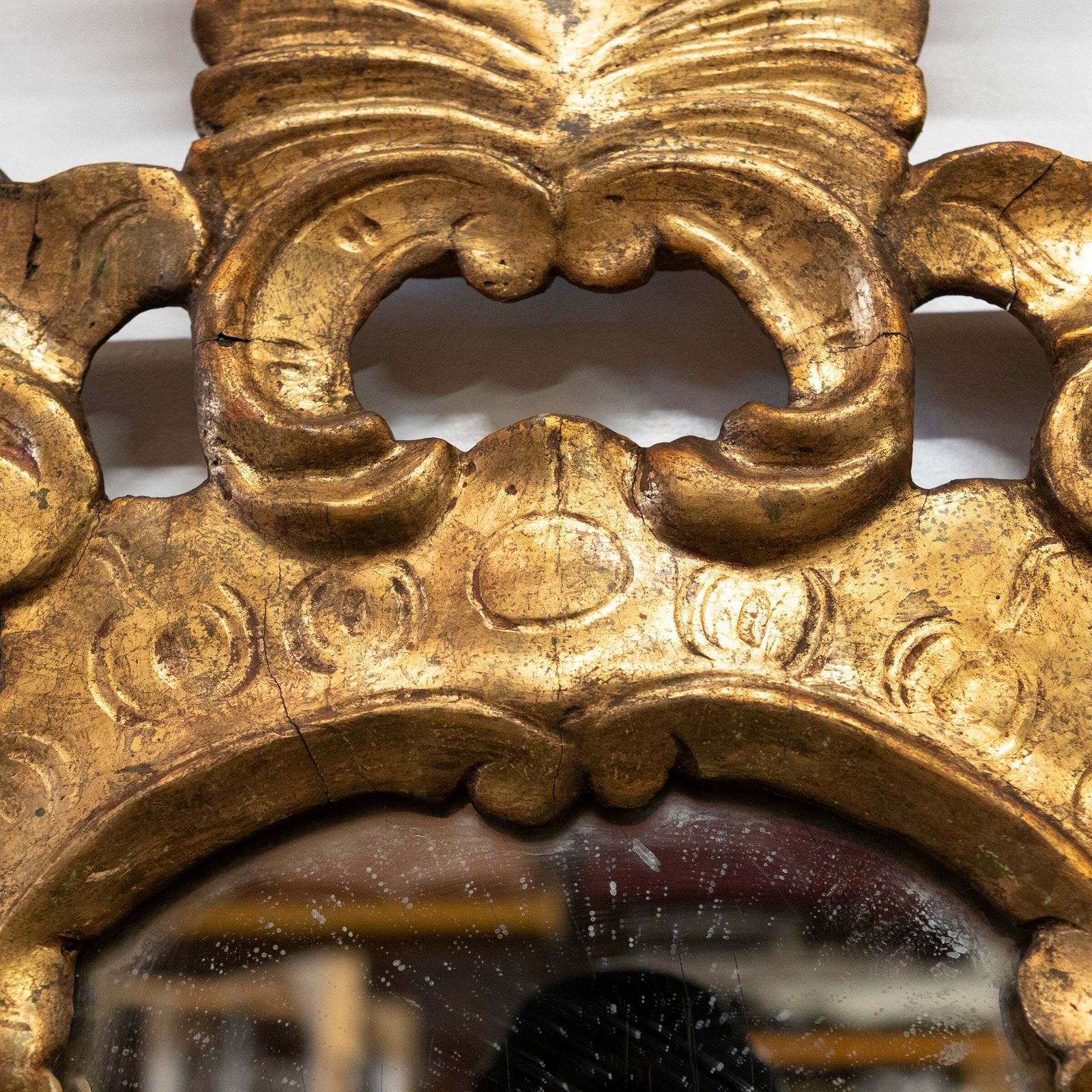 photo buy Pair Of Antique Italian Giltwood Ornate Mirrors