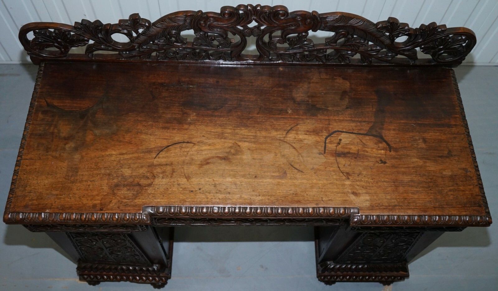 Lovely Anglo Burmese 19th Century Hand Carved Sideboard With Drawers & Cupboards photo vinterior
