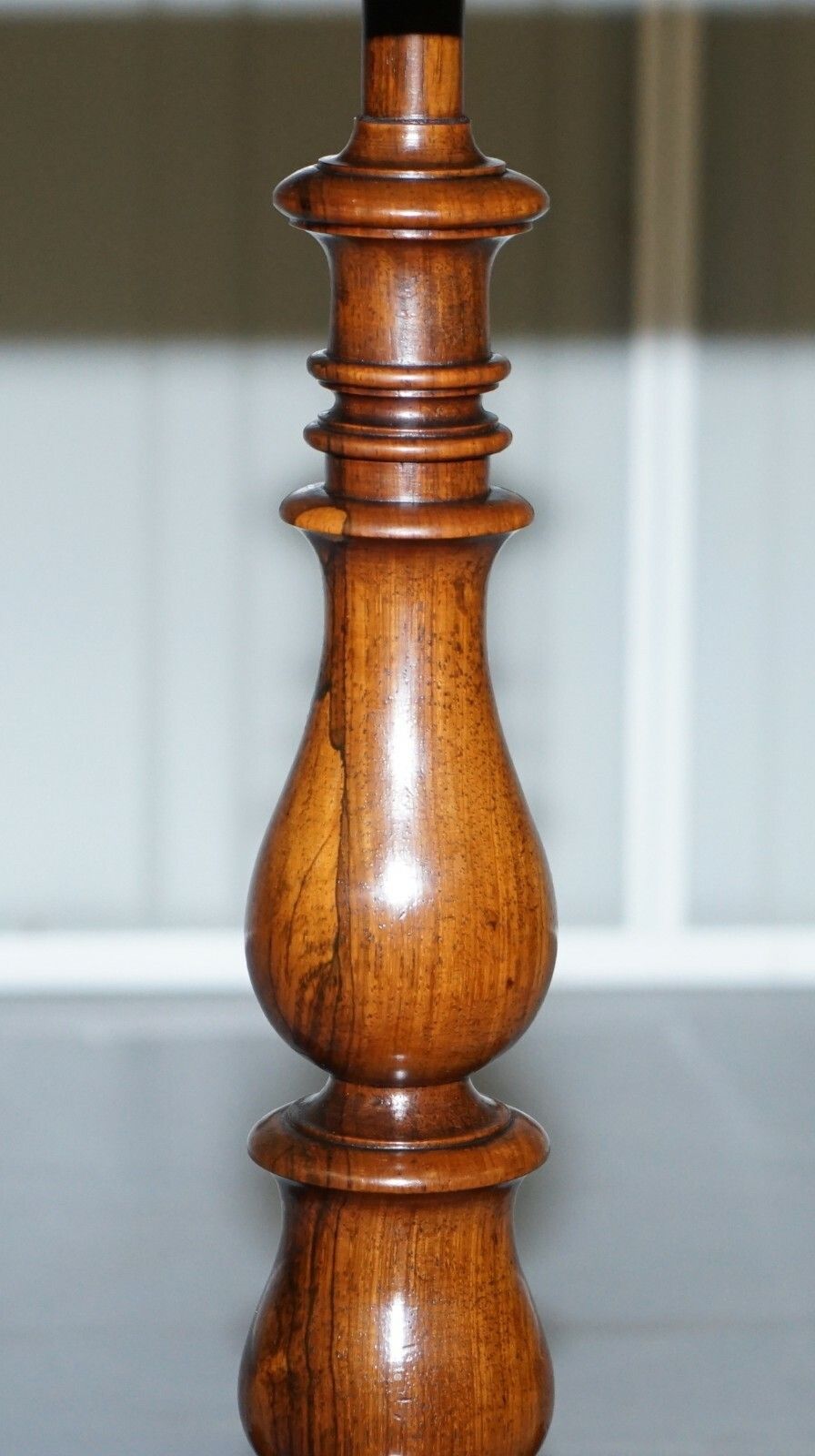photo furniture Pair Of Stunning Original 1830 William IV Rosewood Mirrored Top Side Lamp Tables