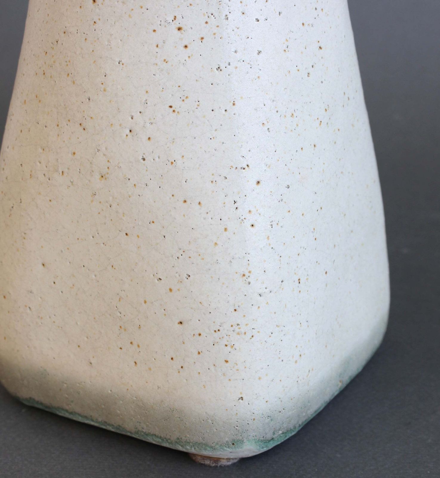 photo vinterior Vintage Italian Ceramic Vase By Bruno Gambone (Circa 1980s)