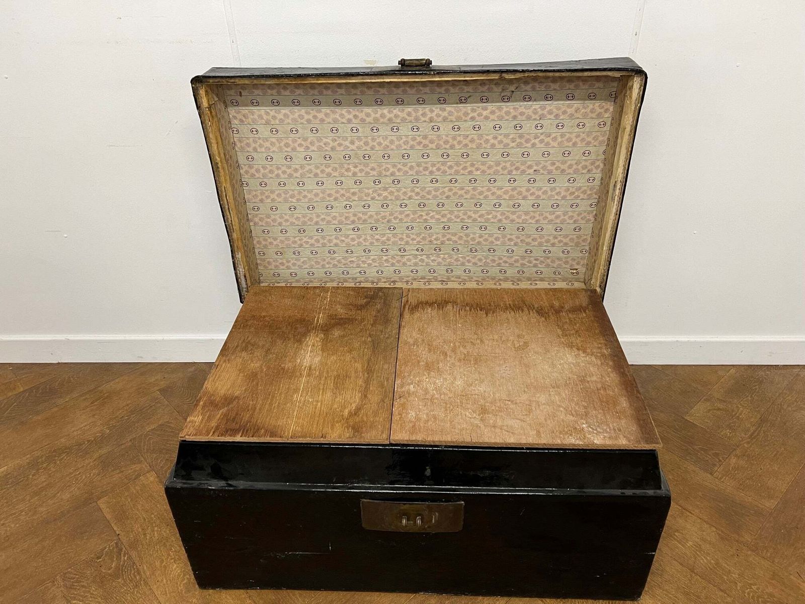 Vintage Black Painted Leather Bound Trunk With Brass Handles & Lock photo Furniture