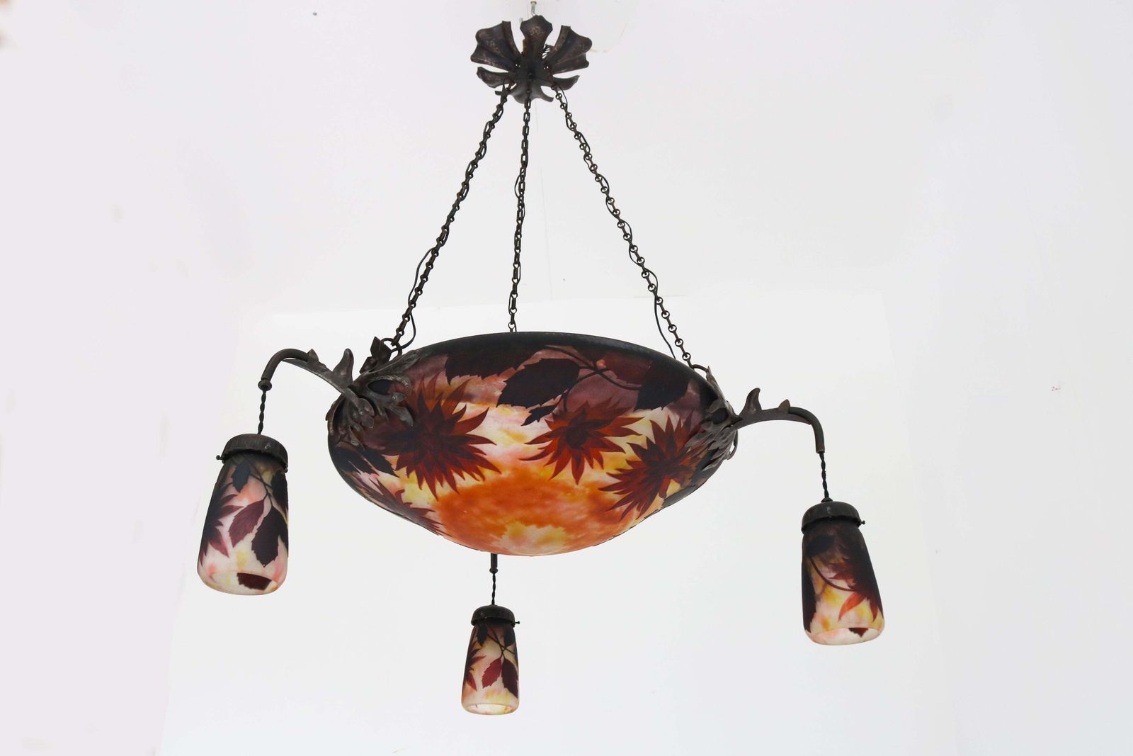 photo furniture Exquisite Large Daum Nancy & Louis Majorelle Chandelier Model “Dahlia” 1905