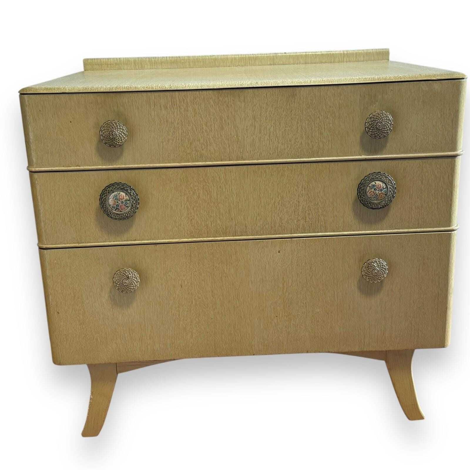 Small Vintage 1950s Painted Chest Of Drawers | Retro 3 Drawer Dresser With Splayed Legs | Mid Century Bedroom Storage photo vintage
