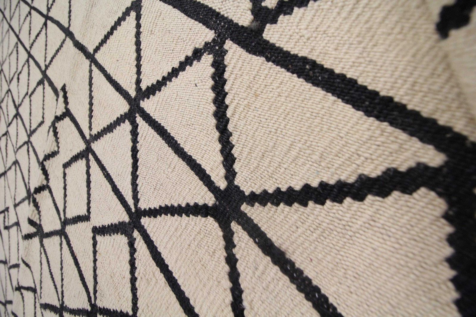 Cream & Black Wool Kilim Rug: Modern Geometric Flatweave Handmade Carpet (7.8 X 5.10 Ft.) photo vinterior