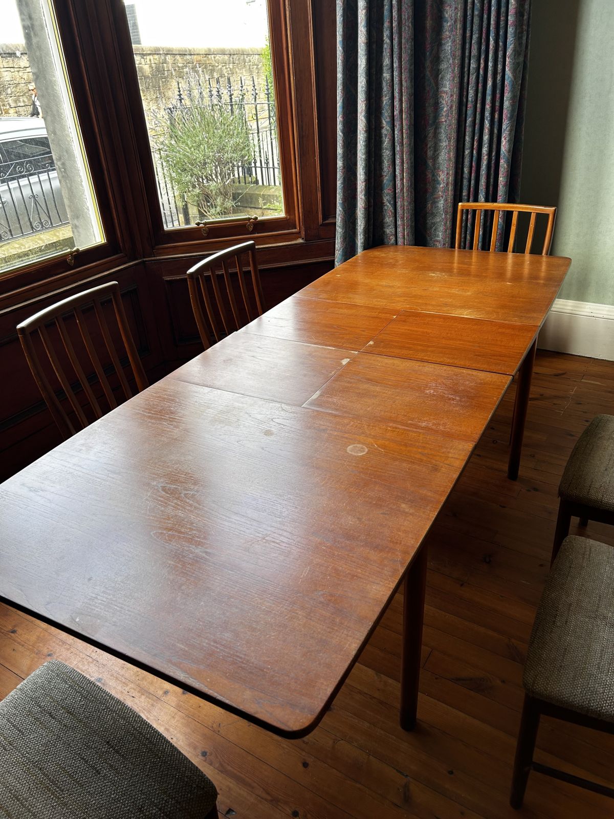 McIntosh T3 Extending Dining Table And 6 Chairs photo for sale
