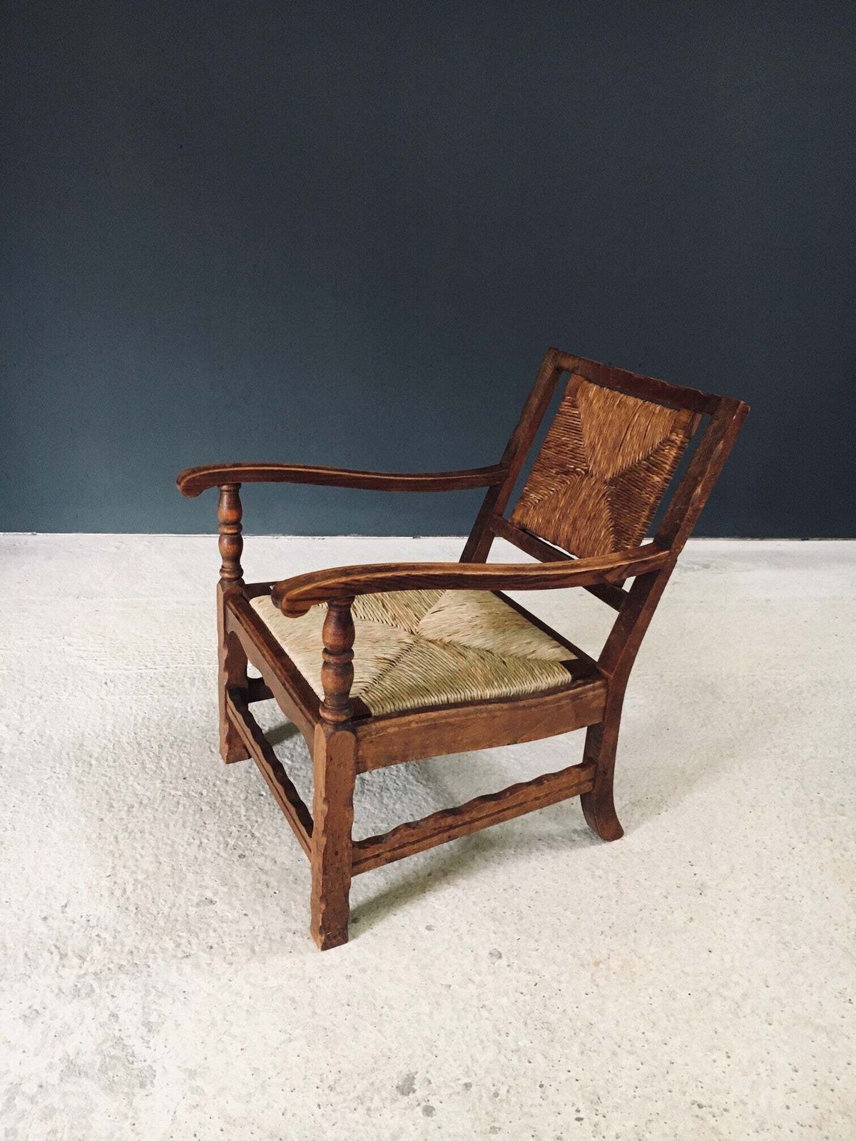 1900.0 Arts & Crafts Handcrafted Low Lounge Armchairs, Belgium 1920's / 2 photo