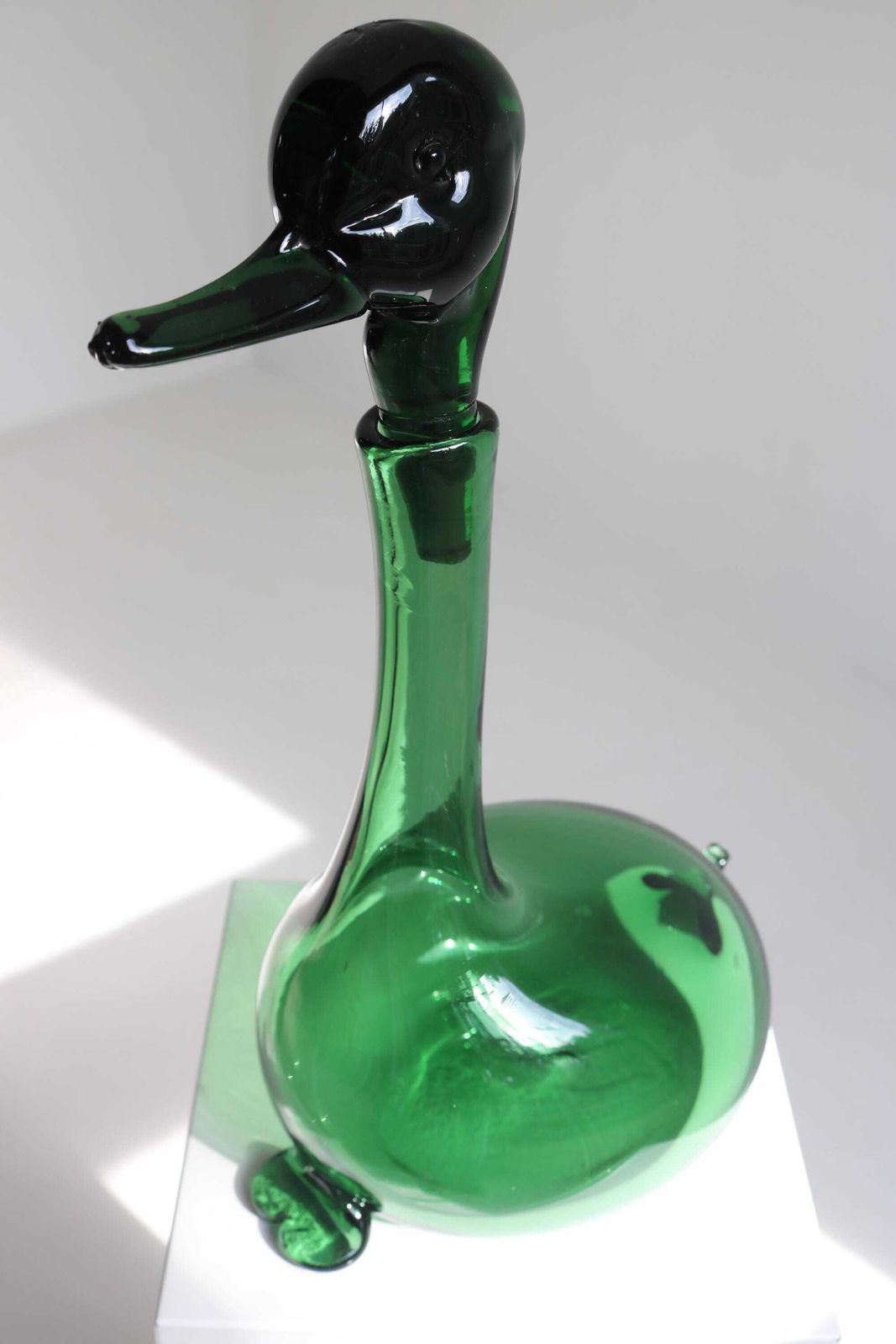 A Collectible Mid Century Italian Empoli Verde Glass Duck Decanter – Handblown Art Glass photo vinterior