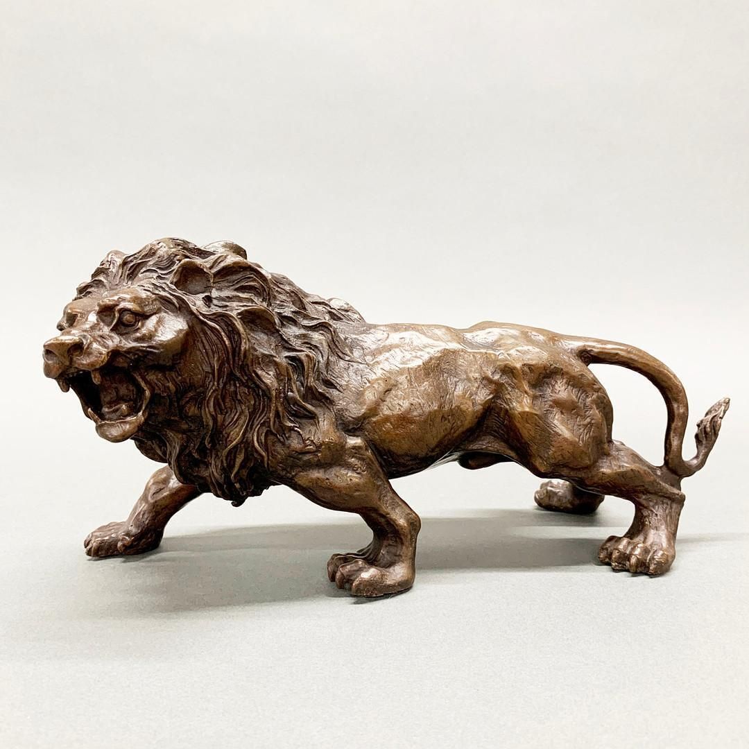 Antique Bronze Lion Sculpture 19th Century Brown Patinated Roaring Lion Statue photo furniture