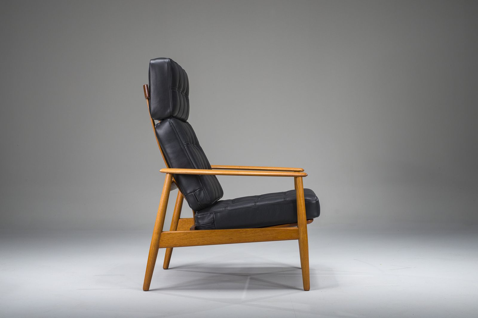 Armchair With Model Fd 164 Frame By Arne Vodders And Model 118 Armrests By Grete Jalks In Teak And Black Leather, Denmark, 1960s photo furniture