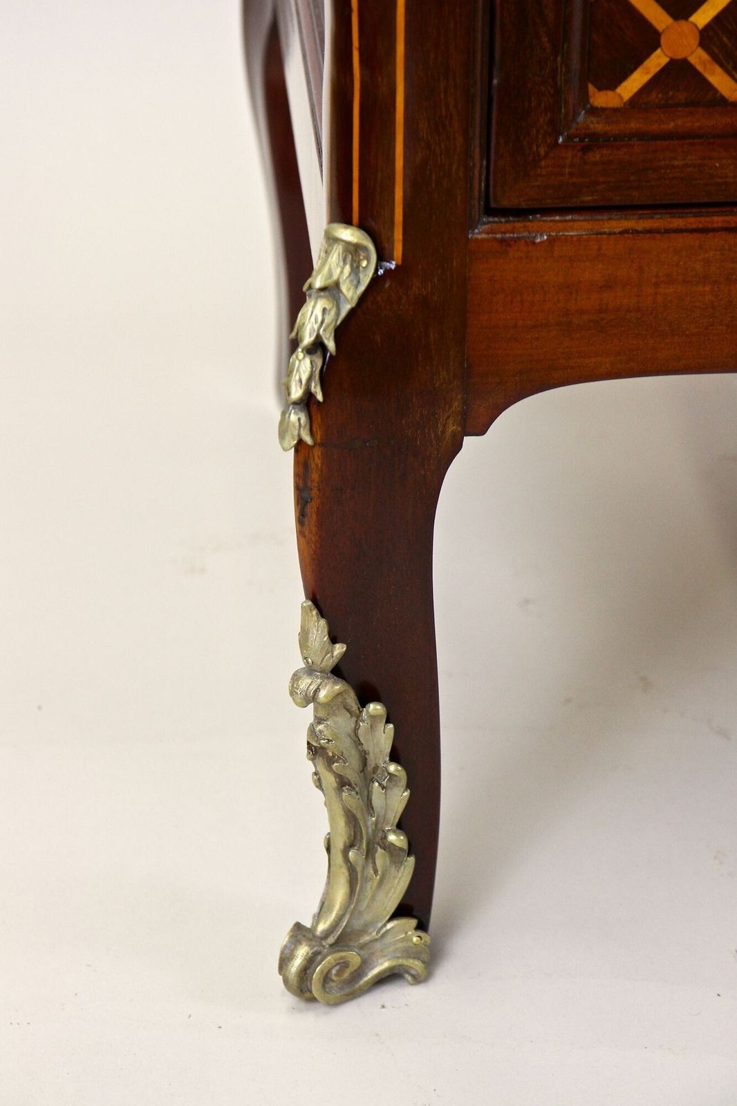 photo furniture 19th Century Transitional Marquetry Chest Of Drawers, Mahogany, Fr Circa 1870