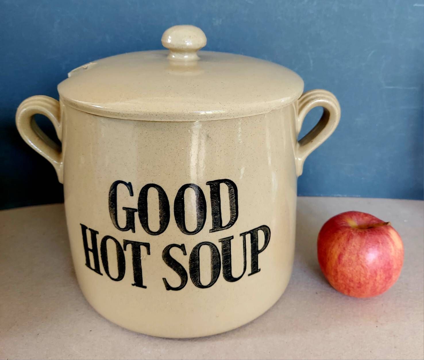 A Fabulous Large Vintage Glazed Stoneware Good Hot Soup Tureen Or Pot, By Moira, 1970's. photo Home Decor