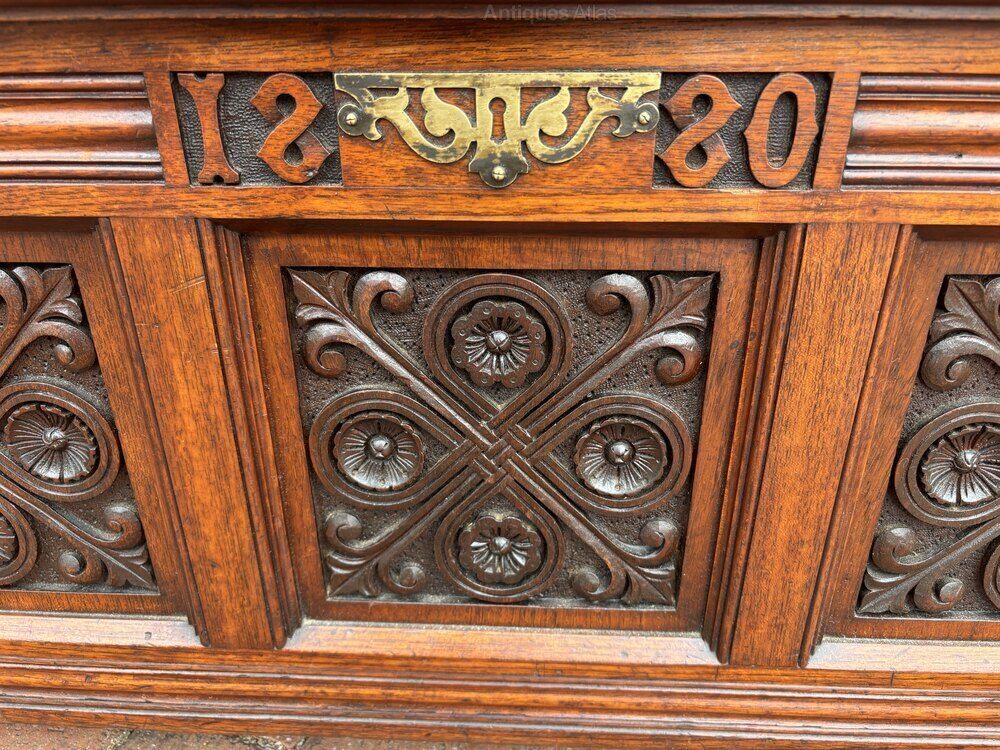 Gillows & Co Arts & Crafts Walnut Hall Settle photo vinterior