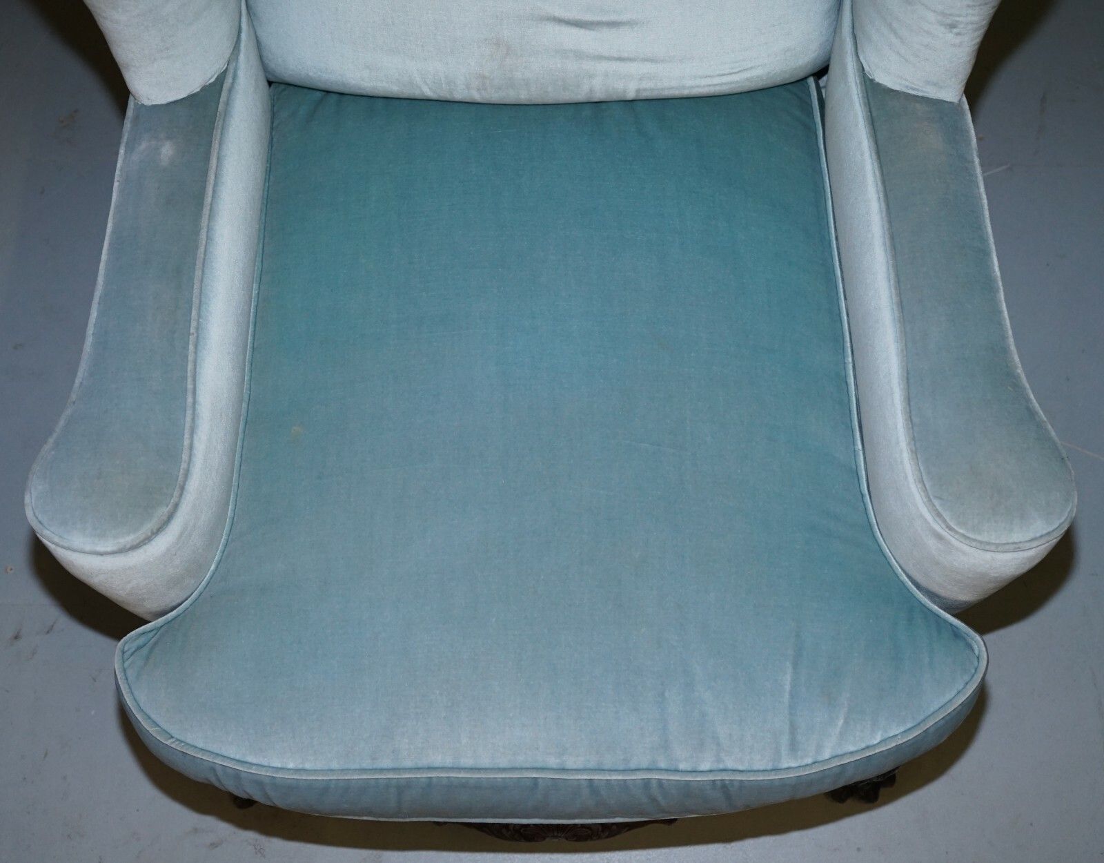 Heavily Carved Lion Hairy Paw Feet Victorian Armchair Sky Blue Velvet George II photo vinterior
