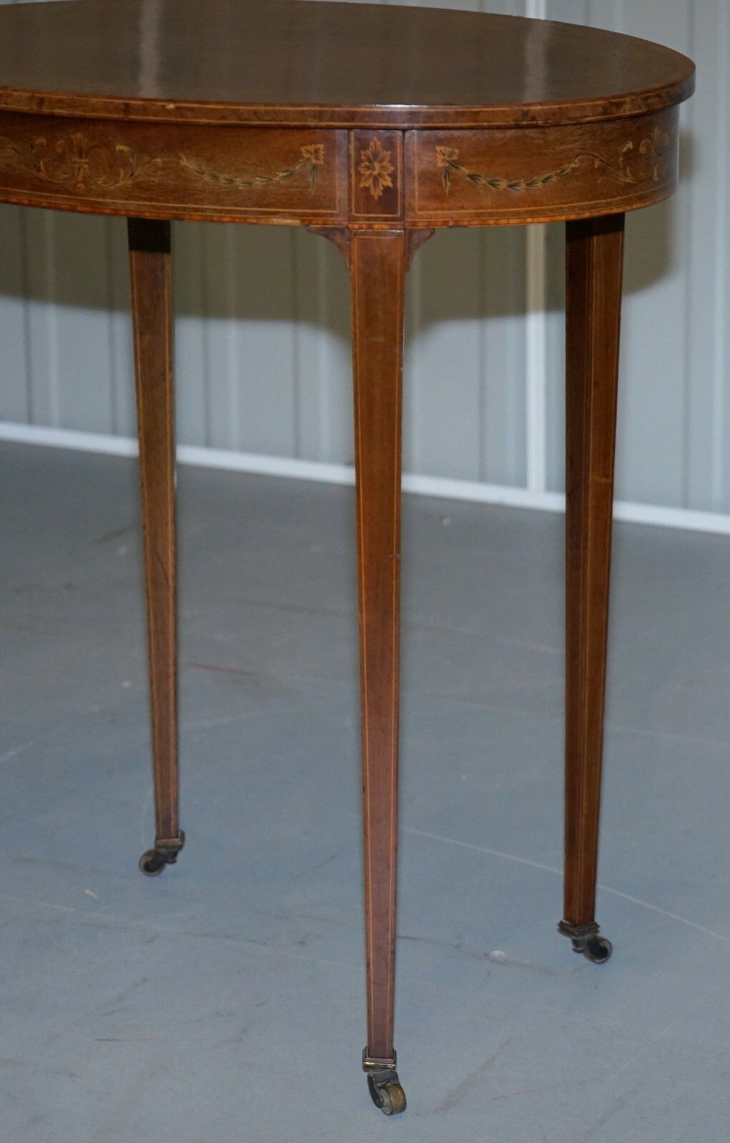 photo furniture Stunning Floral Inlaid Sheraton Victorian Walnut Oval Occasional Side End Table