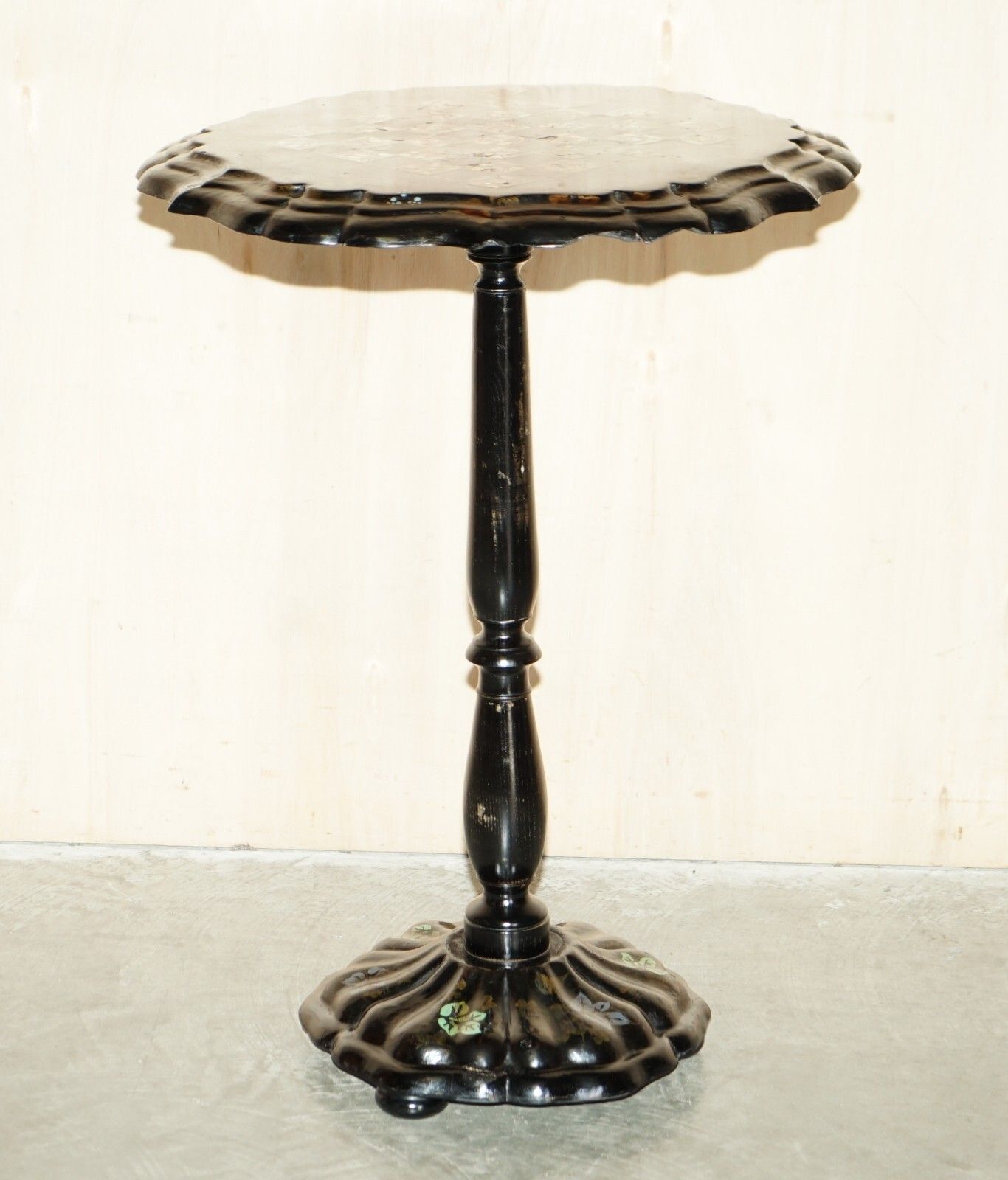 Stunning Antique Victorian 1860 Black Lacquer Mother Of Pearl Chess Games Table photo furniture