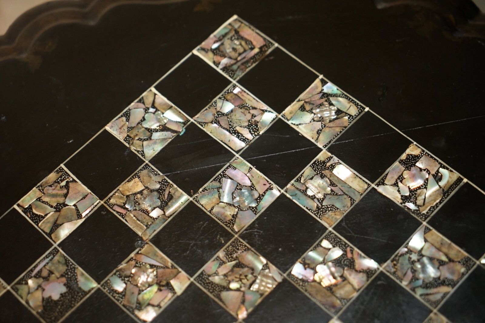 2500.0 Stunning Antique Victorian 1860 Black Lacquer Mother Of Pearl Chess Games Table photo