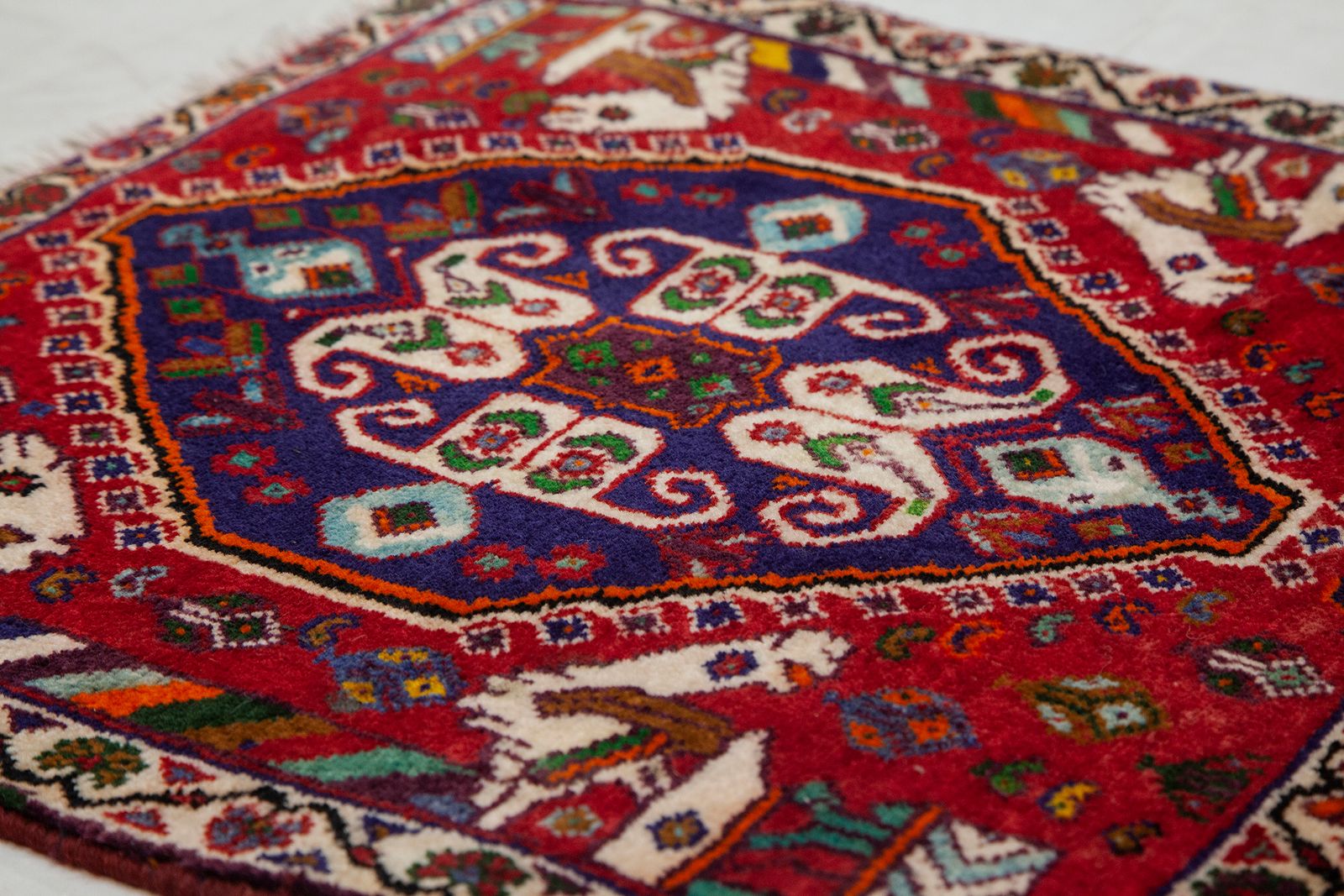 Vintage Qashqai Bag 57x57cm photo Textiles