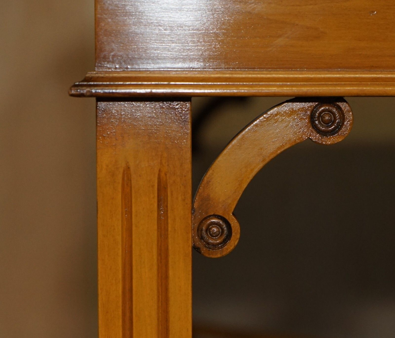Lovely Burr Yew Wood Two Drawer Coffee Table With Thomas Chippendale Stretches photo vinterior