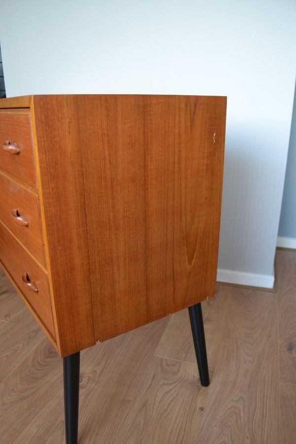 Mid Century Teak Chest Of Drawers photo vinterior