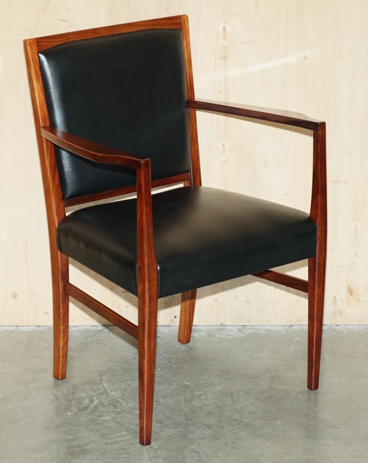 Eight Stunning Mid Century Modern 1970's Gordon Russell Rosewood Dining Chairs photo for sale