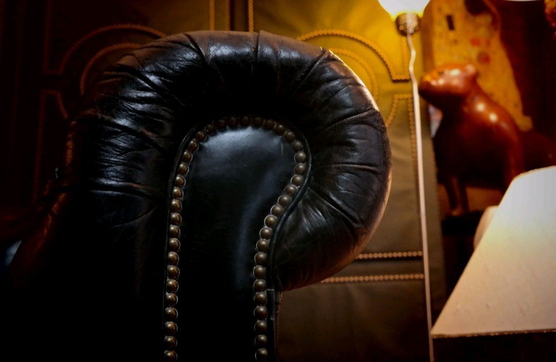 Super Timothy Oulton Halo Westminster Button Leather Armchair Vegabond Black photo vintage