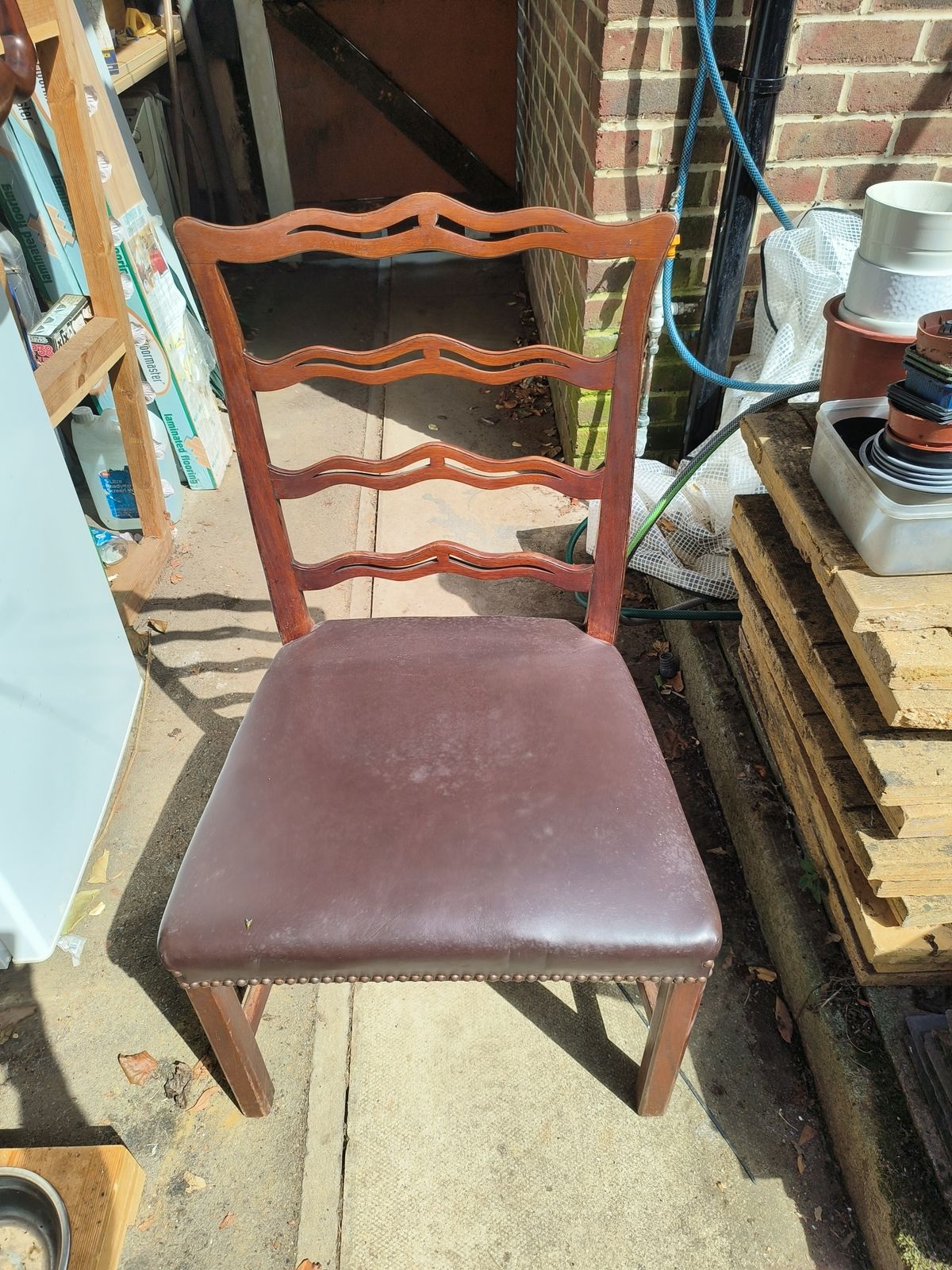 Share 4x Georgian Chairs Beautiful Conditon Delivery In London Possible photo for sale
