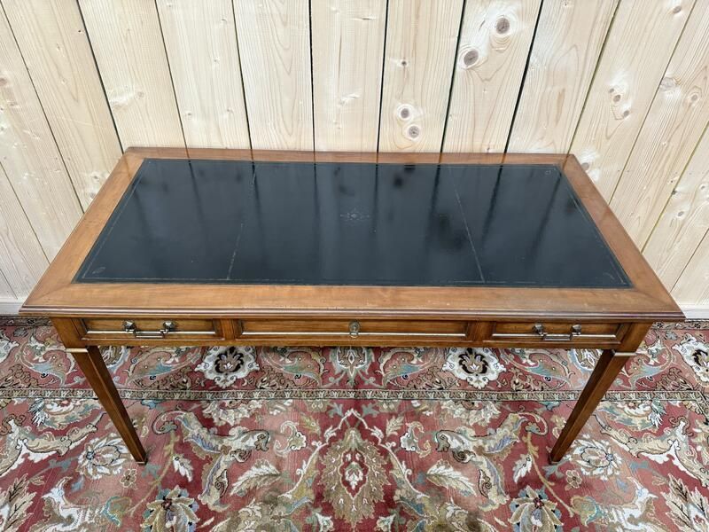 Bureau Plat De Style Louis XVI En Merisier Et Cuir Noir photo vintage