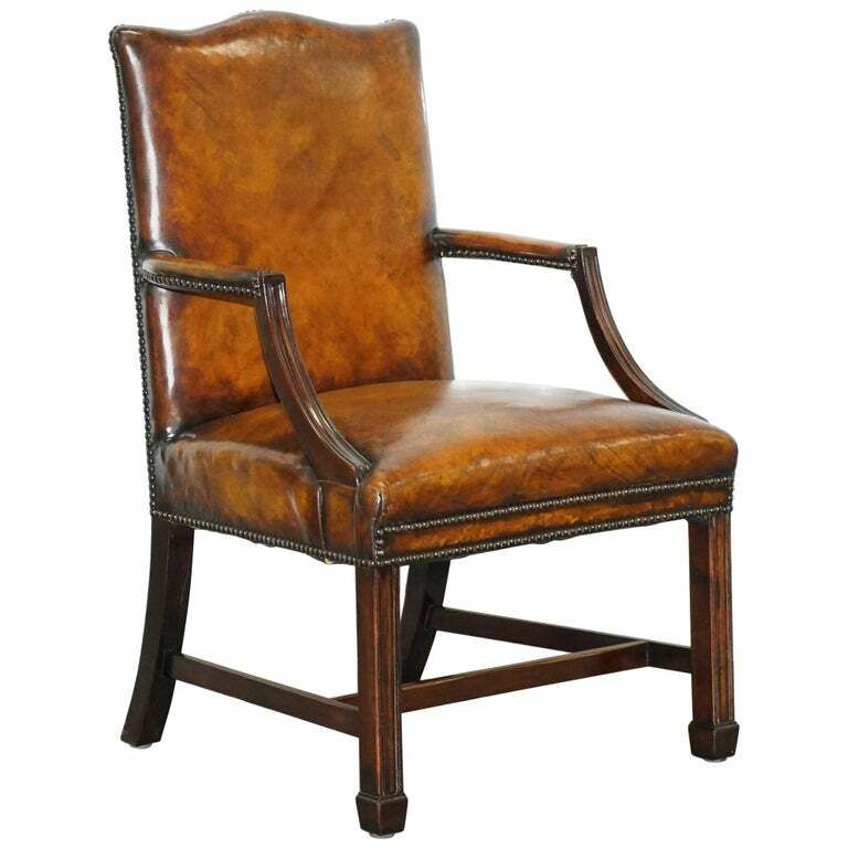 Lovely Early 19th Century Restored Gainsborough Carver Armchair In Brown Leather