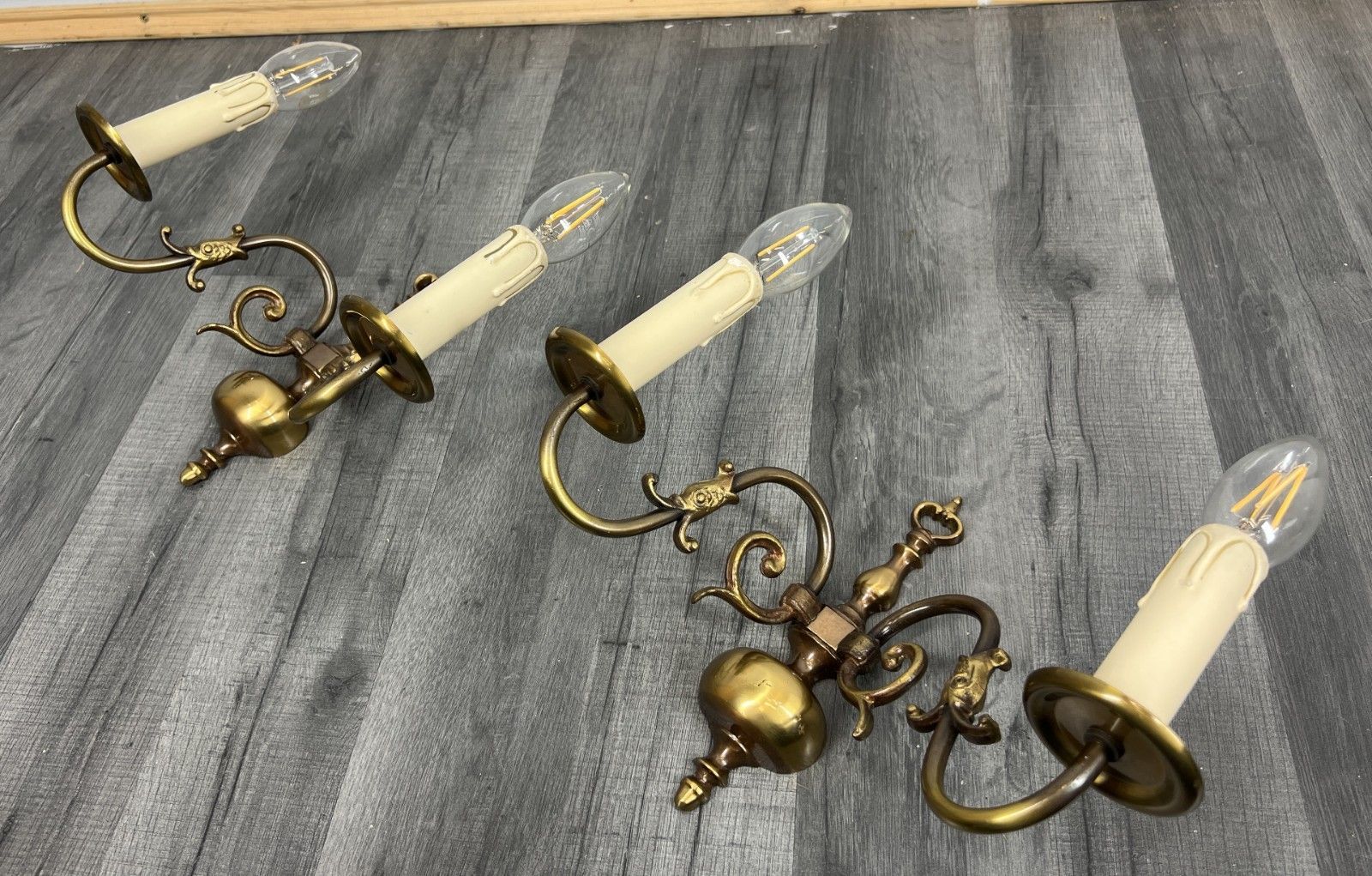 photo vintage Wall Lights Vintage French Brass Ornate Candle Style Sconces Lot 4187