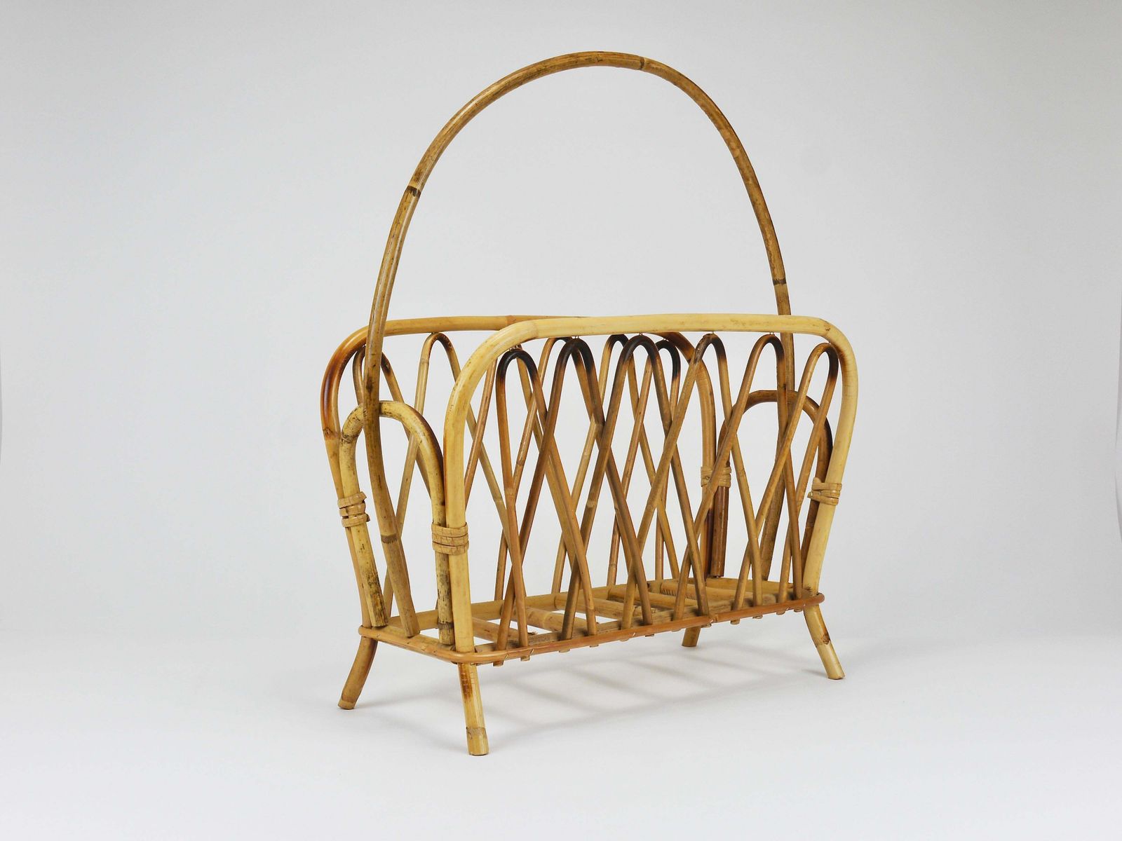 Franco Albini Style Rattan Bamboo Magazine Rack Newspaper Stand, Italy, 1970s photo vinterior