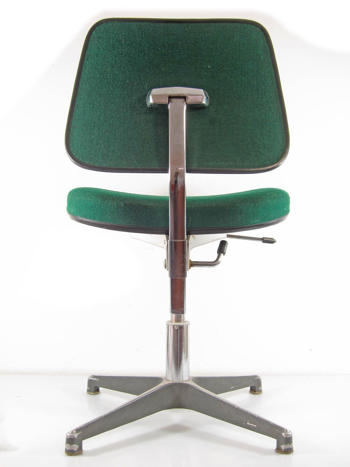 Green Vintage Scandinavian Desk Chair – Mid Century Modern, Adjustable And Comfortable photo for sale