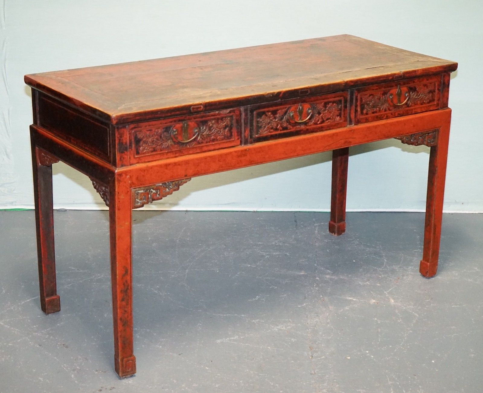 1800 Antique Qing Dynasty Lacquered Oriental Chinese Console Table Carved Floral photo furniture