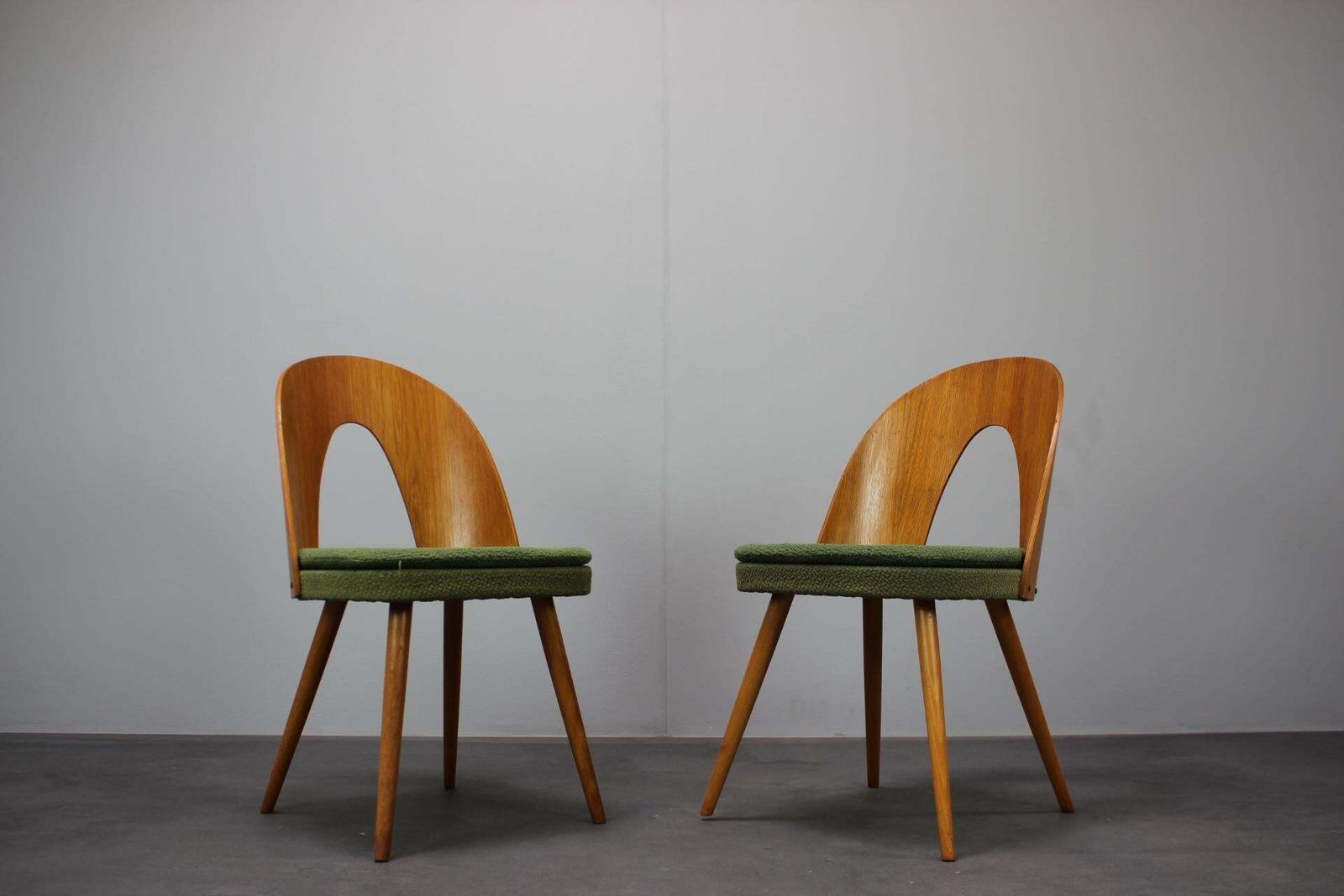 Mid Century Set Of 2 Tatra Chairs By Antonín šuman For Nábytok Pravenec, 1960s photo furniture