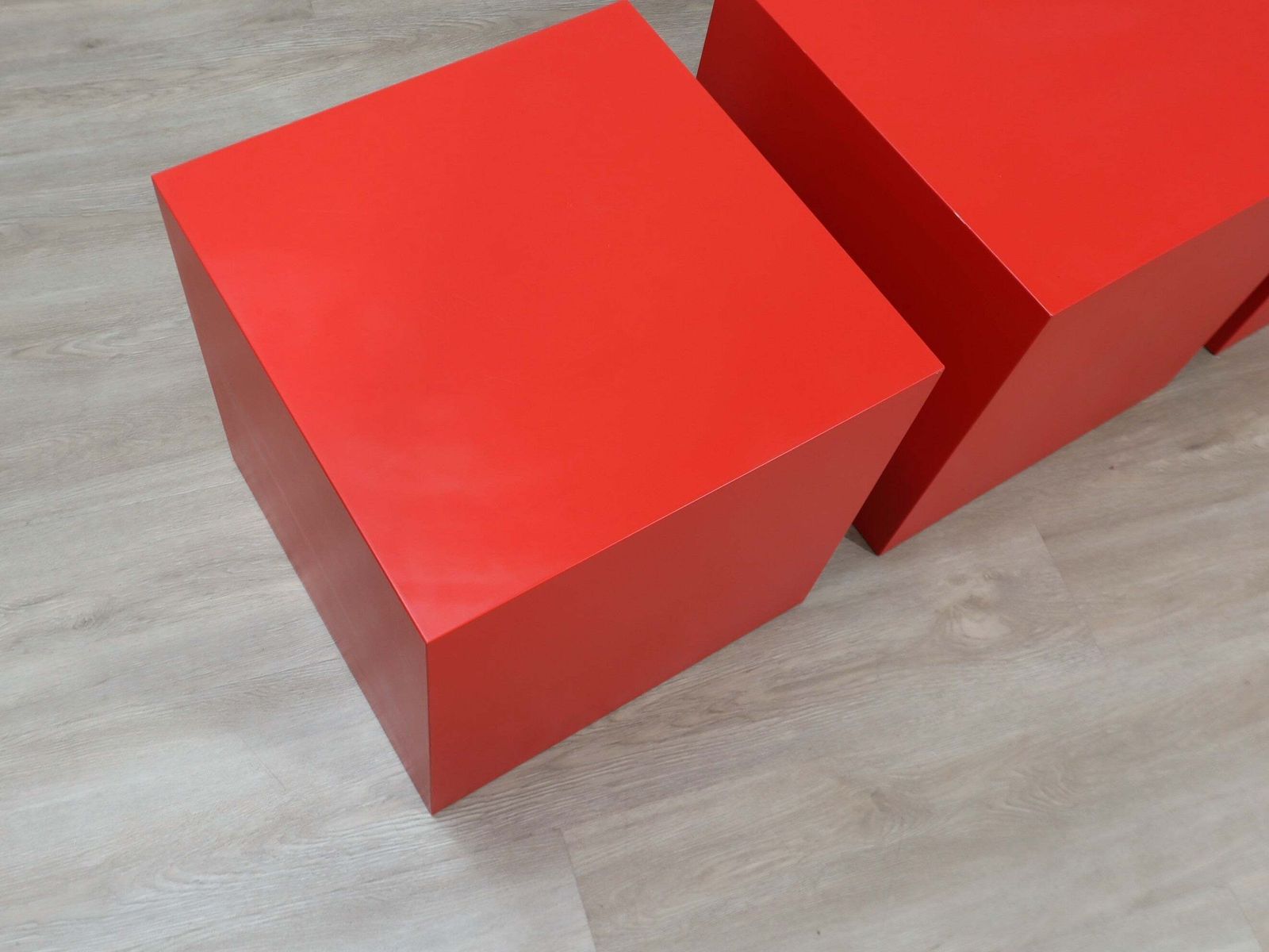 1960s Italian Fiberglass Cube Stools / Side Tables, Set Of 3 photo vinterior