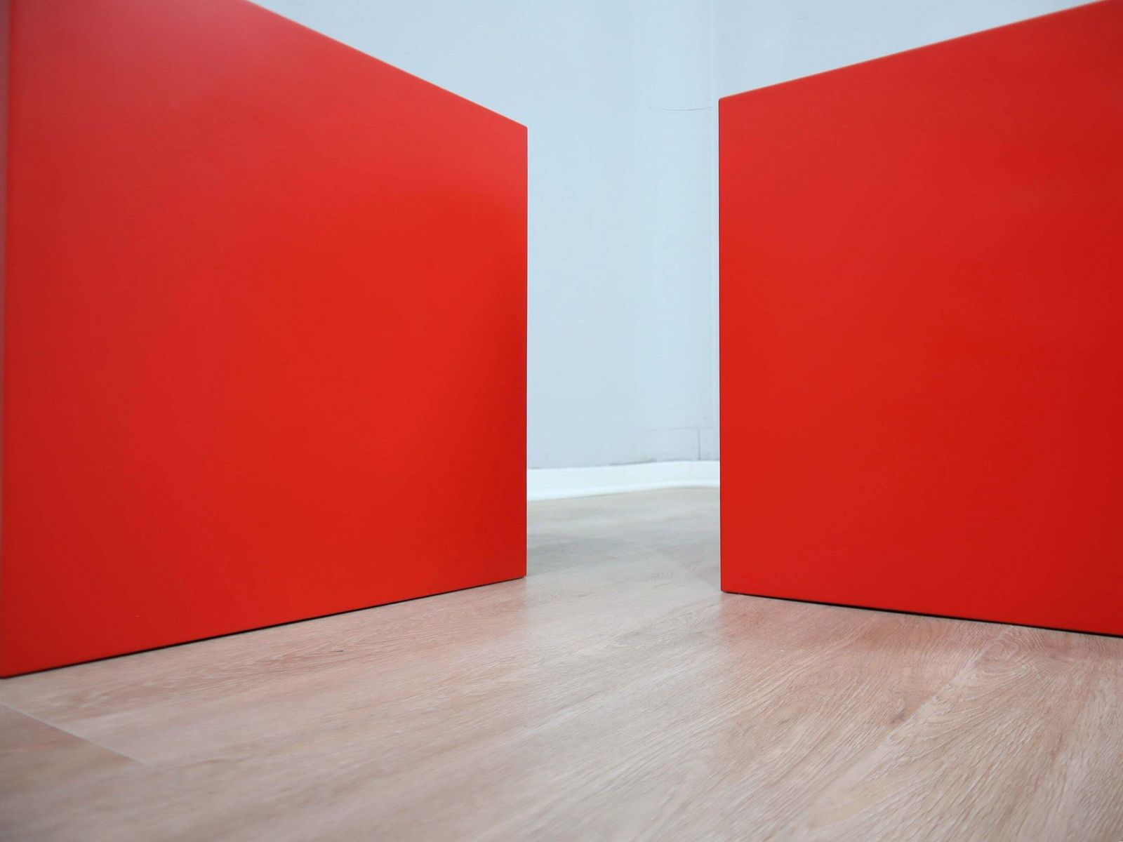 photo for sale 1960s Italian Fiberglass Cube Stools / Side Tables, Set Of 3