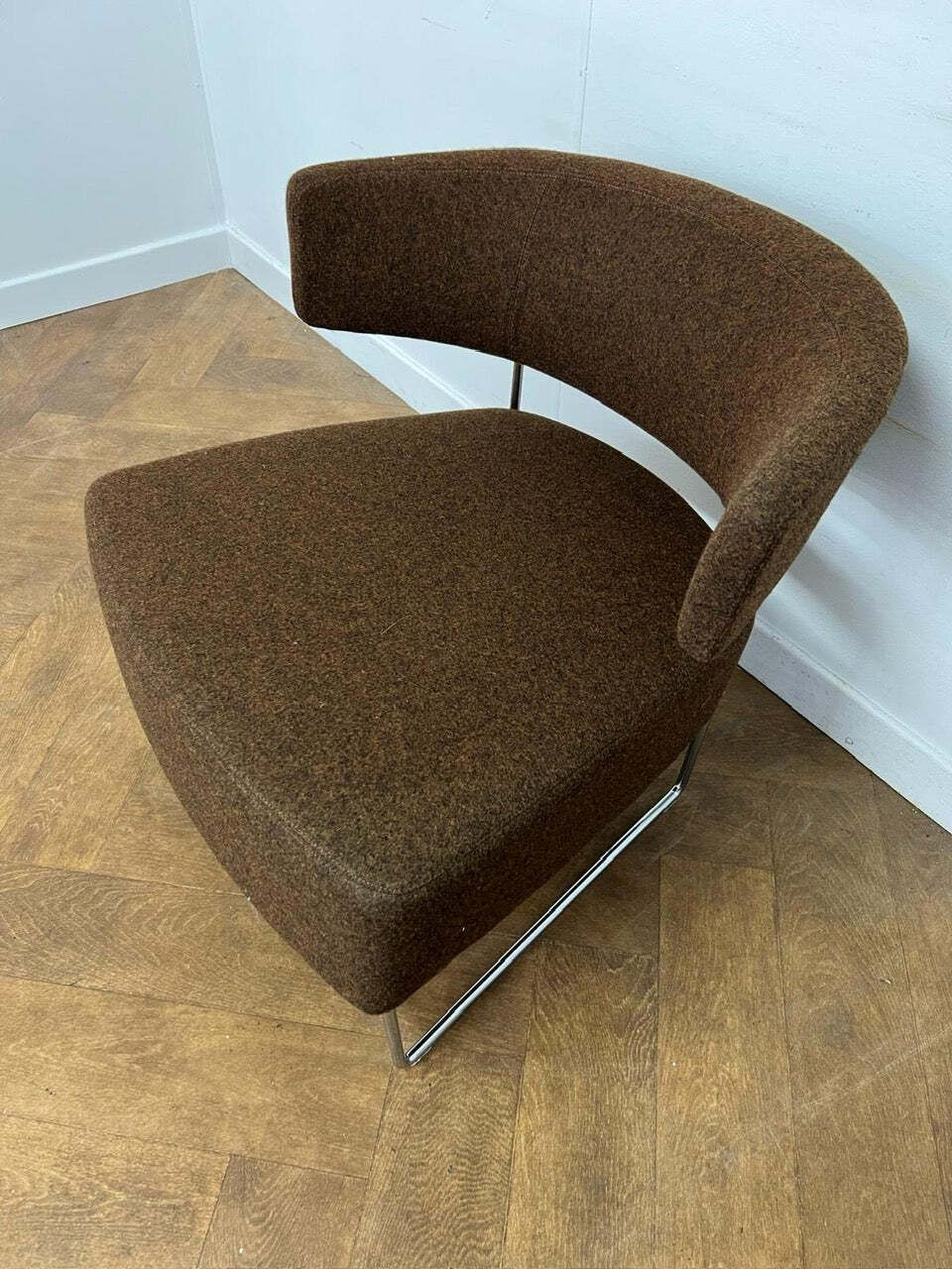 Used Andreu World Tauro Bu4203 Lounge Chair In Brown Cloth (6 X Available) photo for sale
