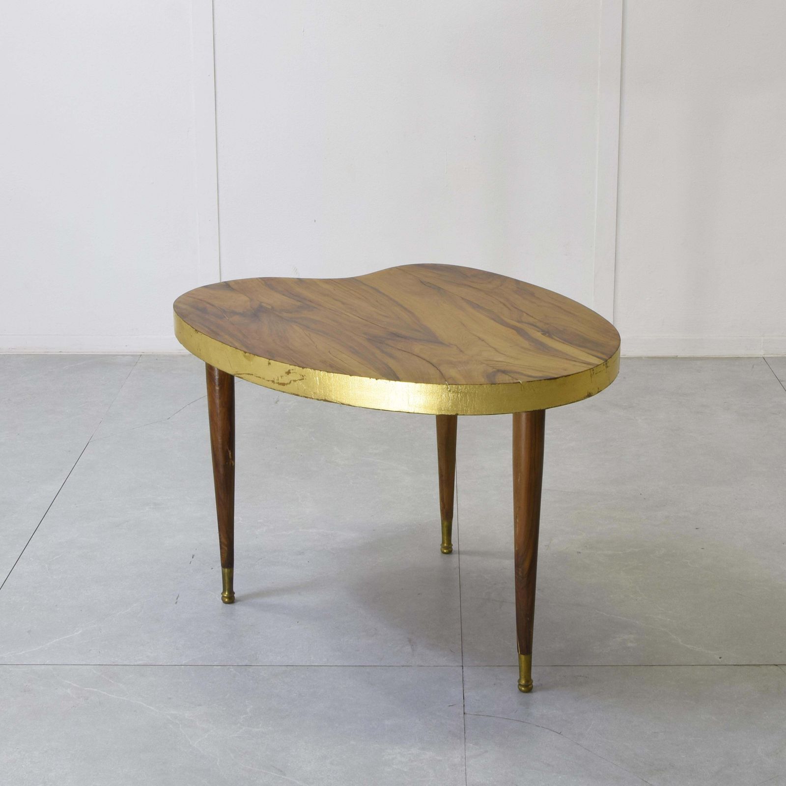 photo furniture ‘Fagiolo’ Coffee Table, Italian Production 1960s