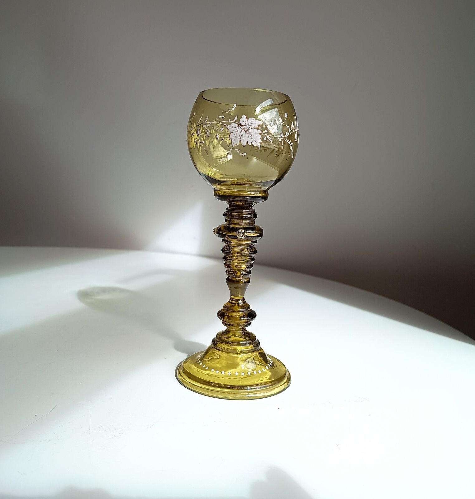 Antique Jugendstil Fritz Heckert Tall Stem Enamelled Drinking Glass   Olive Green, Renaissance Revival photo vinterior