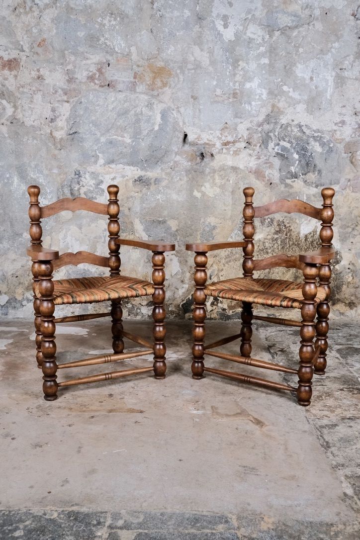 photo furniture Pair Of Bobbin Armchairs In Turned Oak Wood, France, 1940s