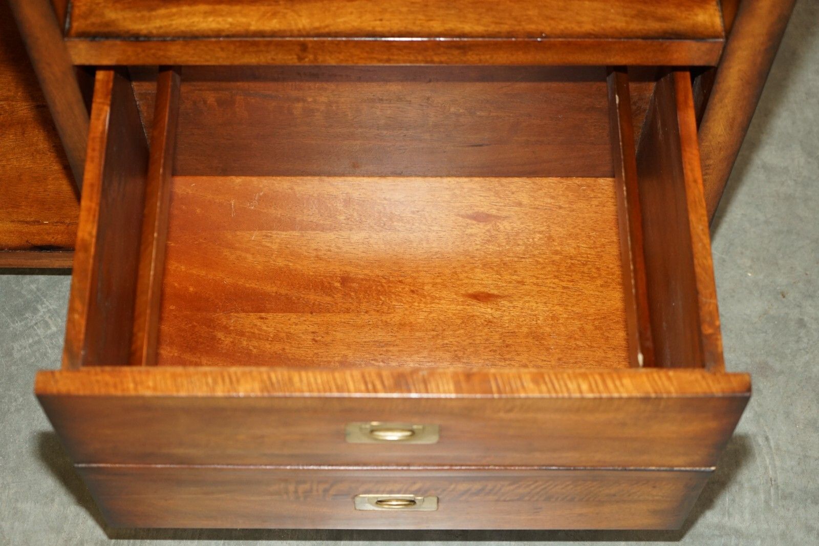 photo furniture Mahogany & Brass Military Campaign Workstation Desk For Home Computer Part Suite