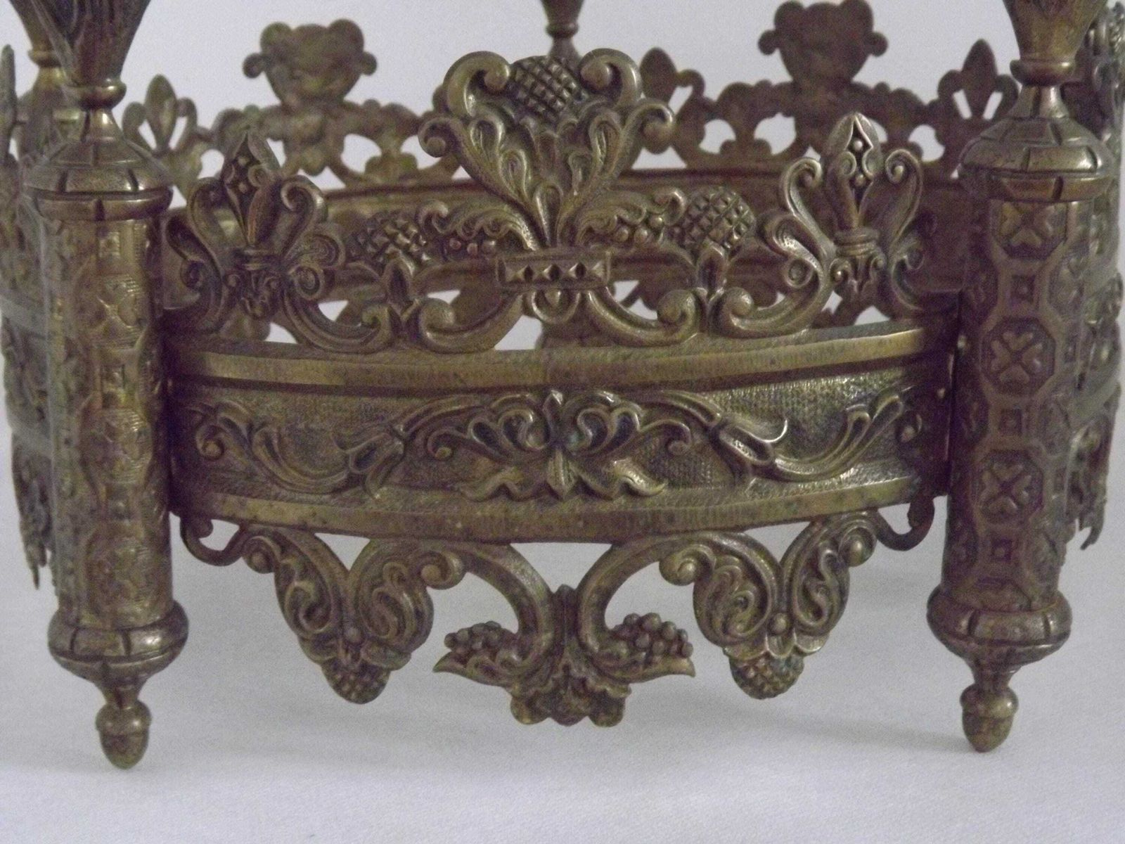 Lustre d'époque français en bronze, centre de table bougeoir - fin du XIXe siècle, décor victorien photo vintage